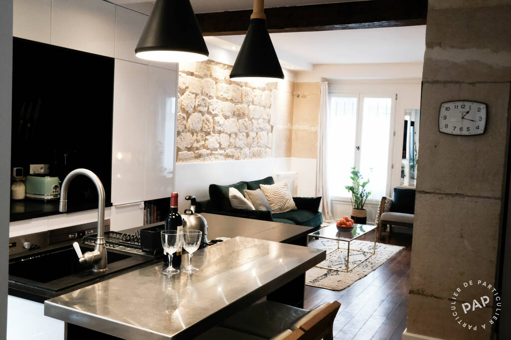 Flat Rue Doudeauville in Paris
