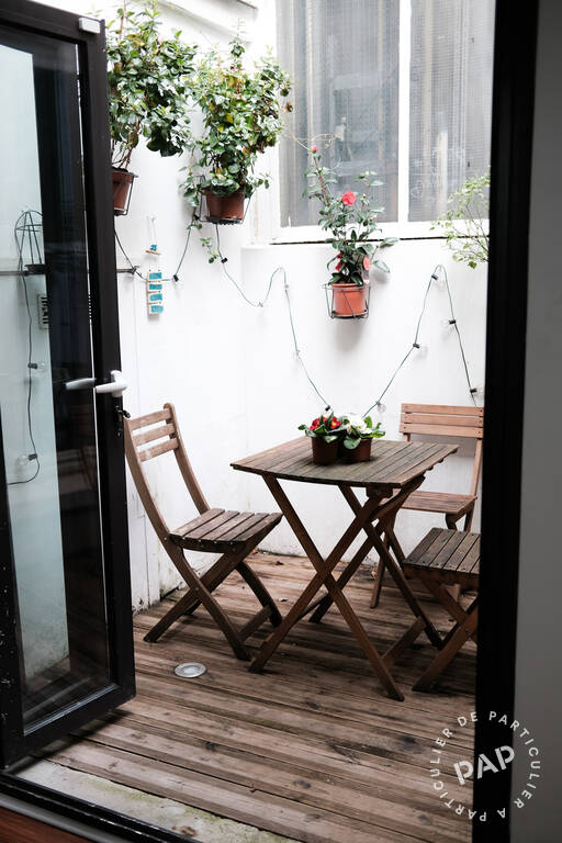 Flat Rue Doudeauville in Paris
