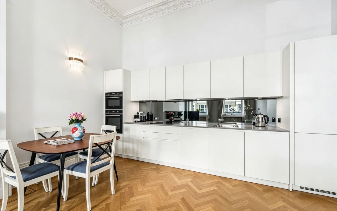 Flat Queen's Gate Terrace in Greater London