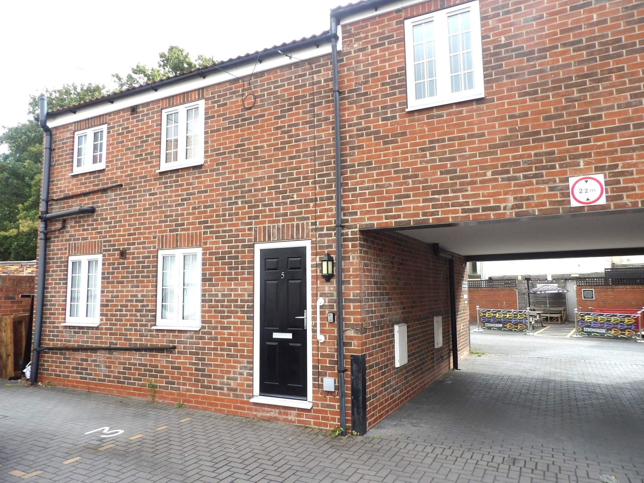 Flat High Street in Doncaster