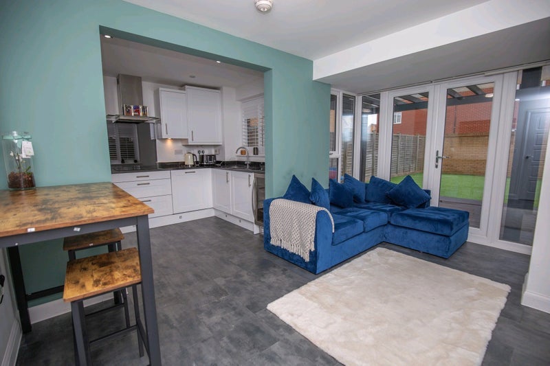 Room Skylark Drive in Keynsham