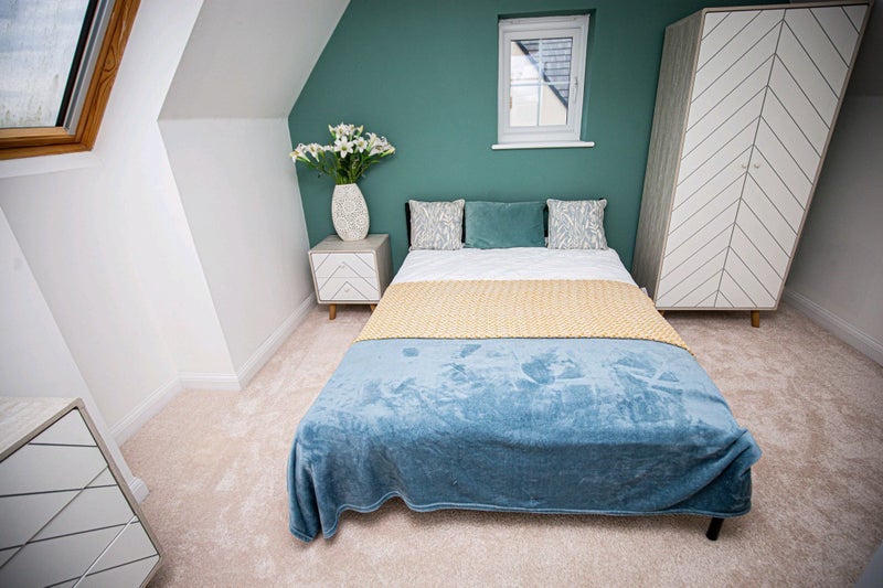 Room Skylark Drive in Keynsham