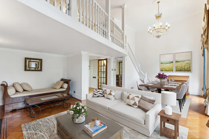 Flat Hyde Park Gardens in City of Westminster