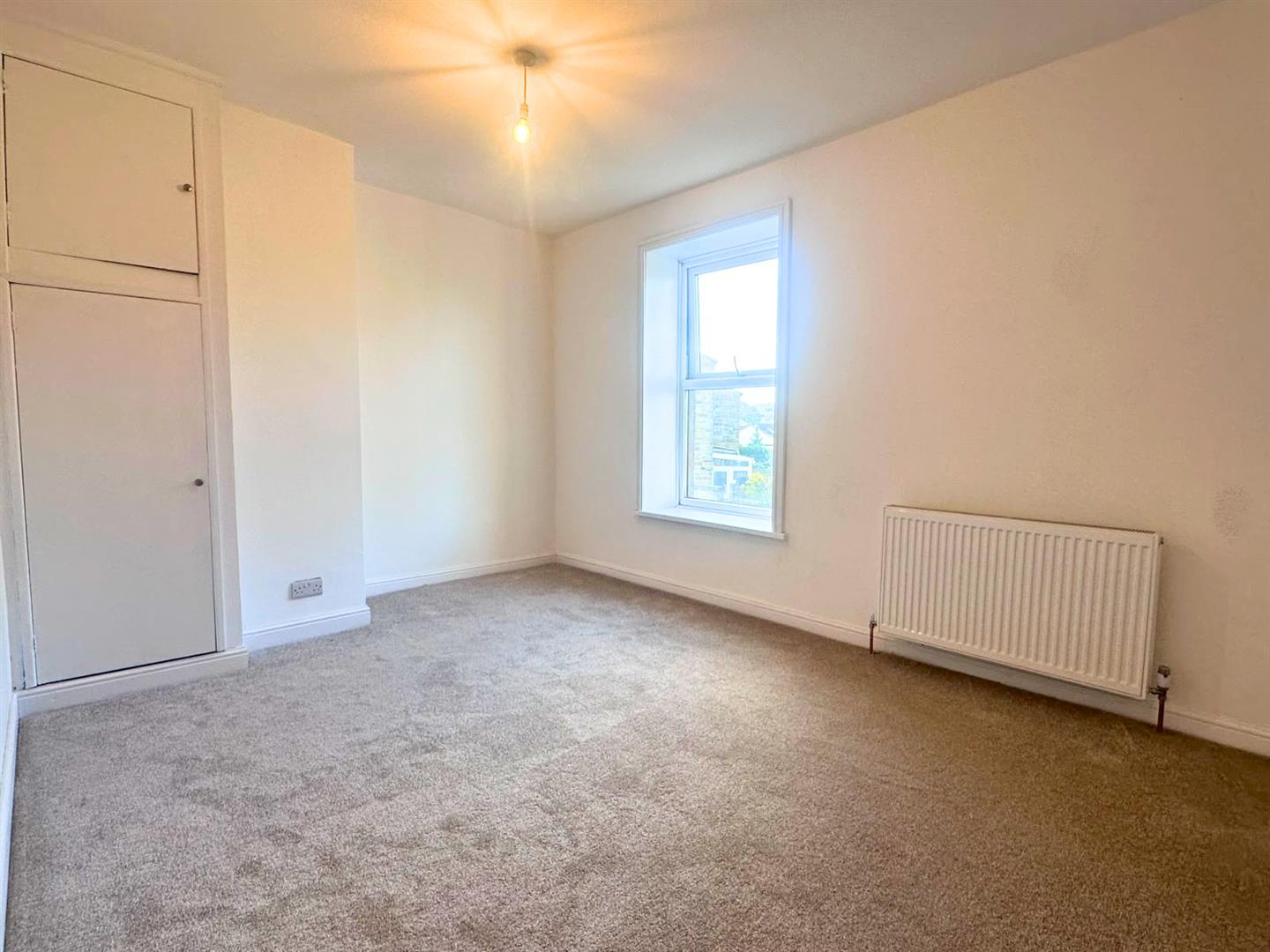House Brownside Road in Cambuslang