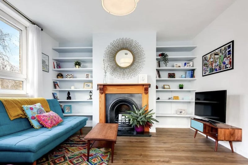 Flat Sewardstone Road in Greater London