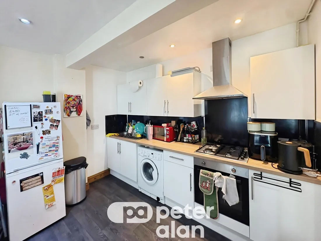 Flat Sanquhar Street in Cardiff