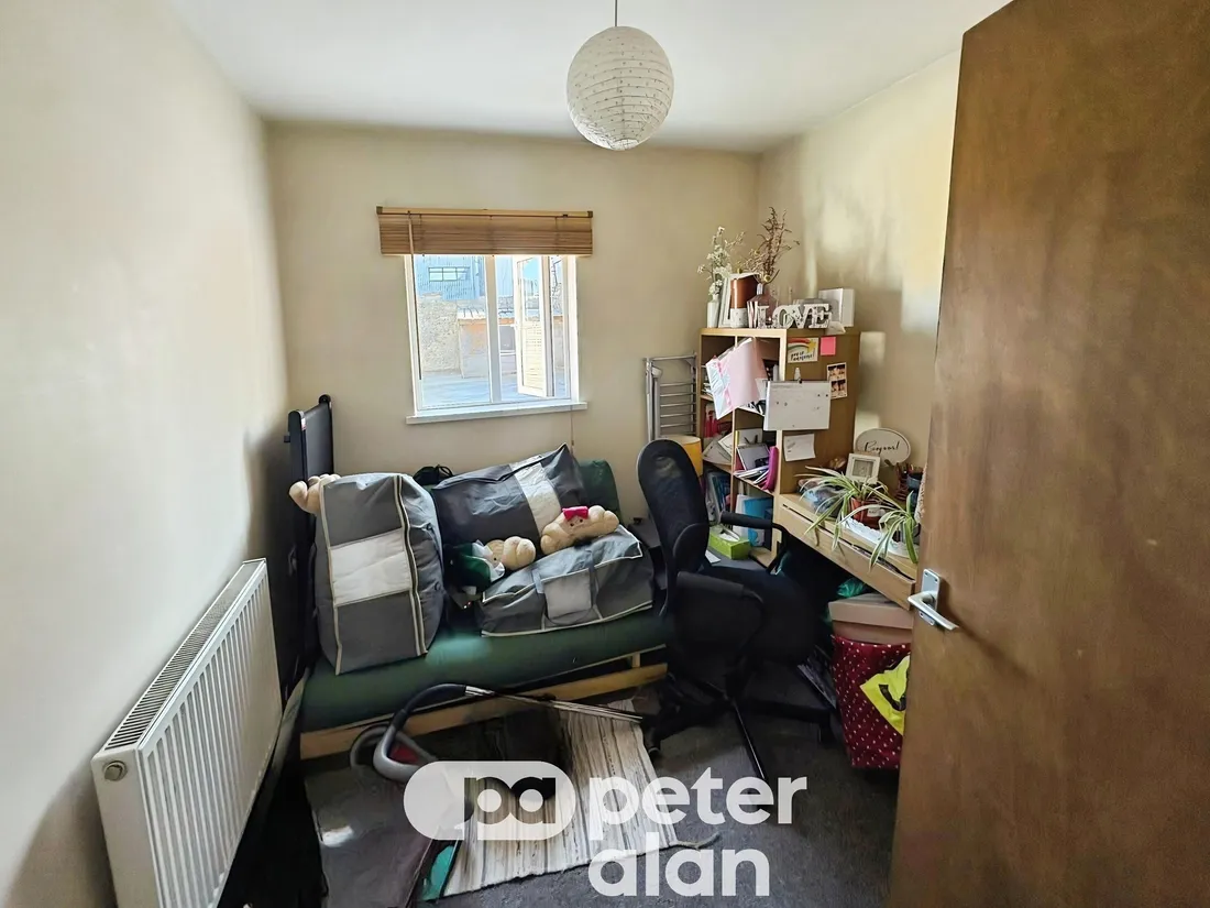 Flat Sanquhar Street in Cardiff