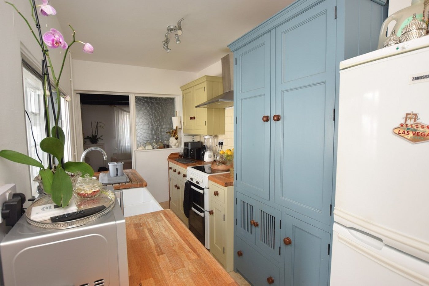 House Roscrea Terrace in Huntingdonshire
