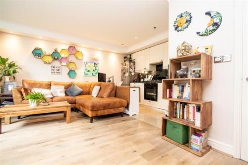 Flat Goat Wharf in London