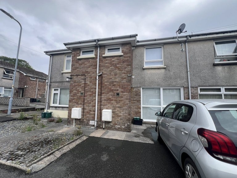 House Myrddin Crescent in Carmarthen