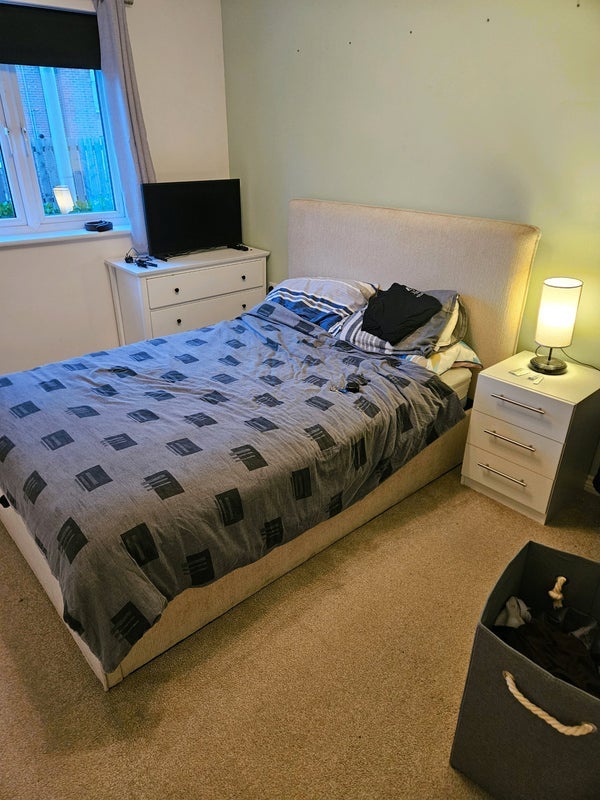 Flat Milligan Drive in City of Edinburgh