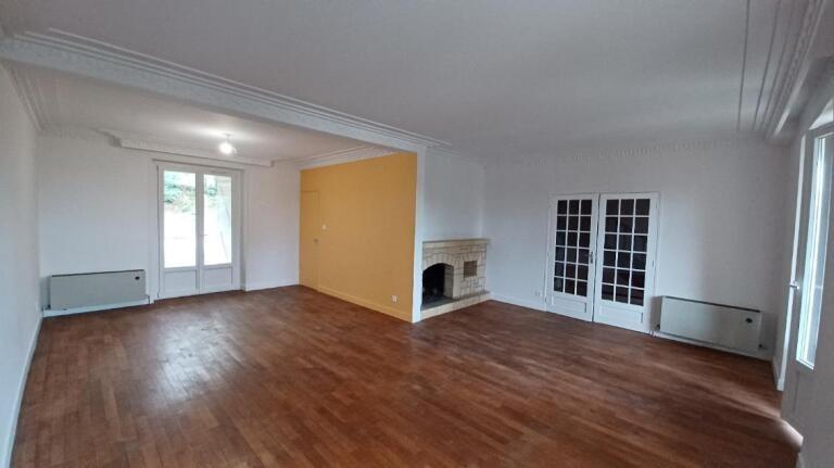 Flat Rue Gaston et Albert Granet in Brive-la-Gaillarde