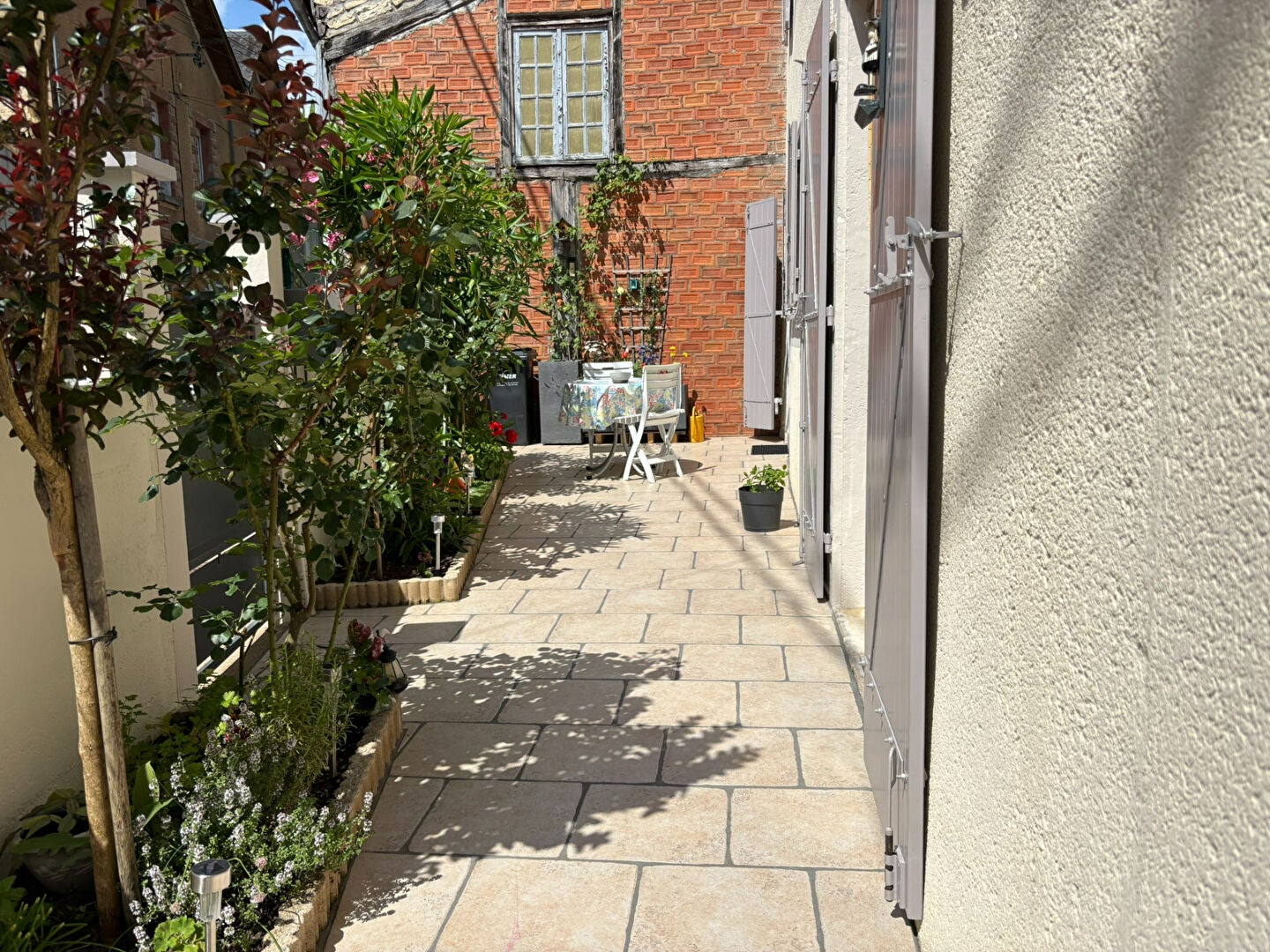 House Rue Saint-Clementin in Civray