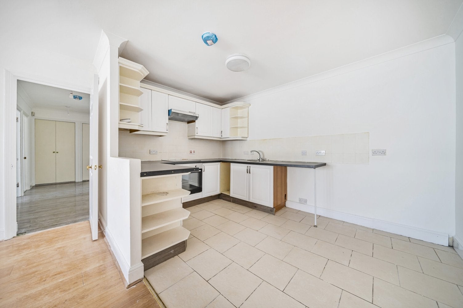 Flat Hythe Street in Dartford