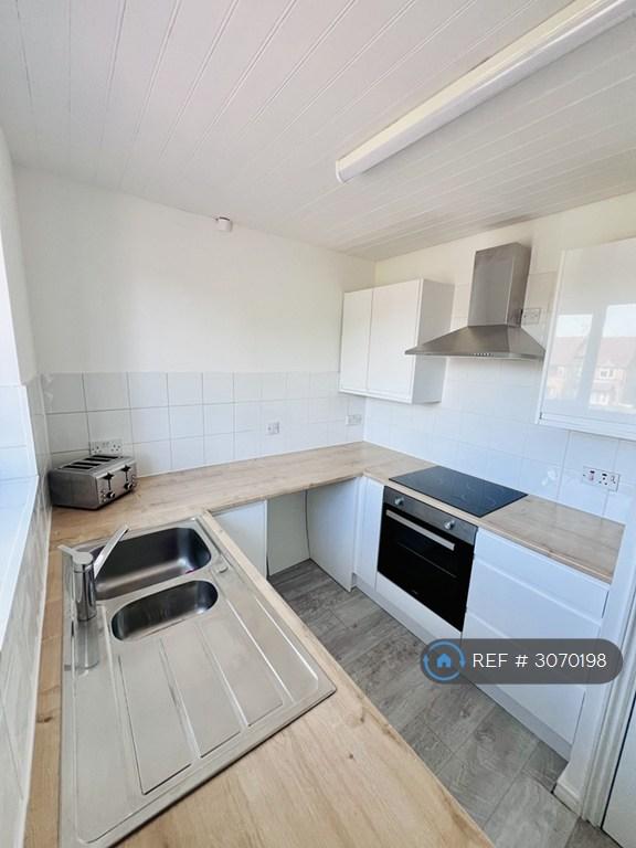 Flat Laurel Fields in Hertsmere
