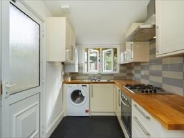 House Woodland Way in Greater London