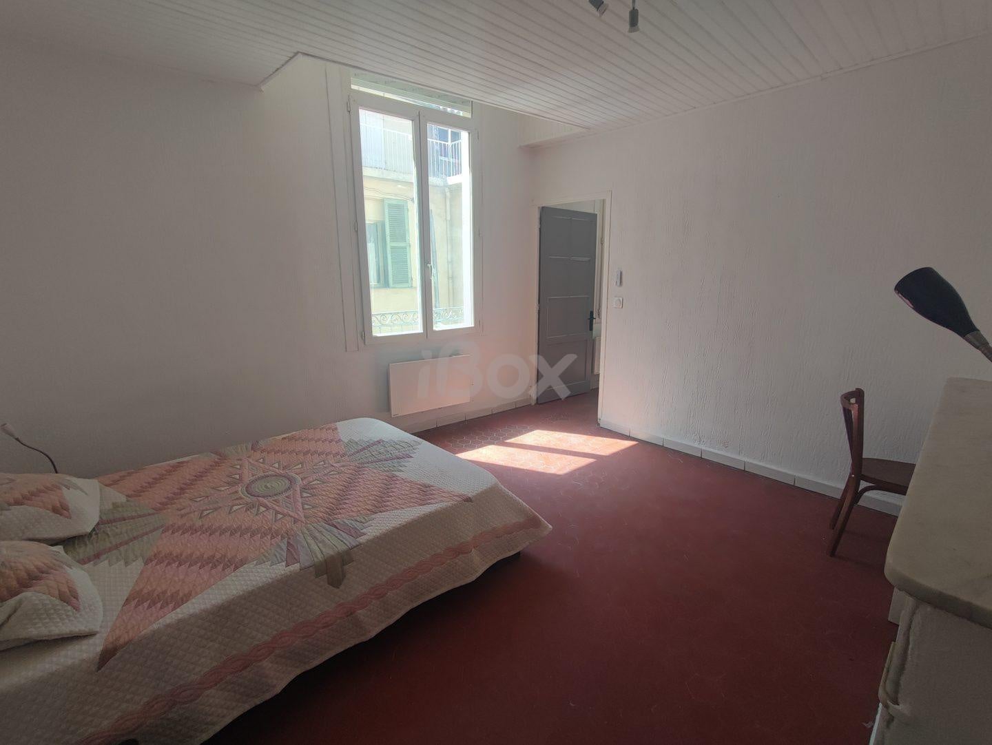 Flat Cours Lafayette in Toulon