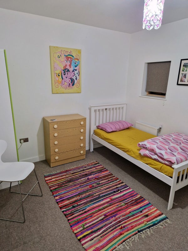 Room Pragel Street in Greater London