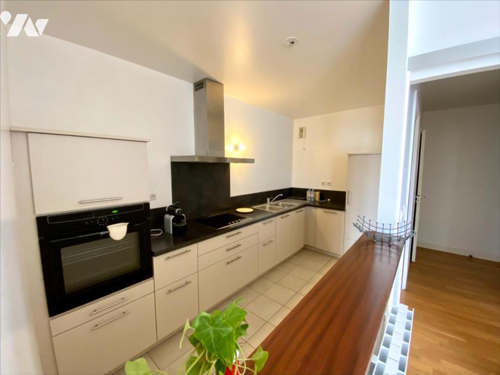 Flat Rue des Templiers in Reims
