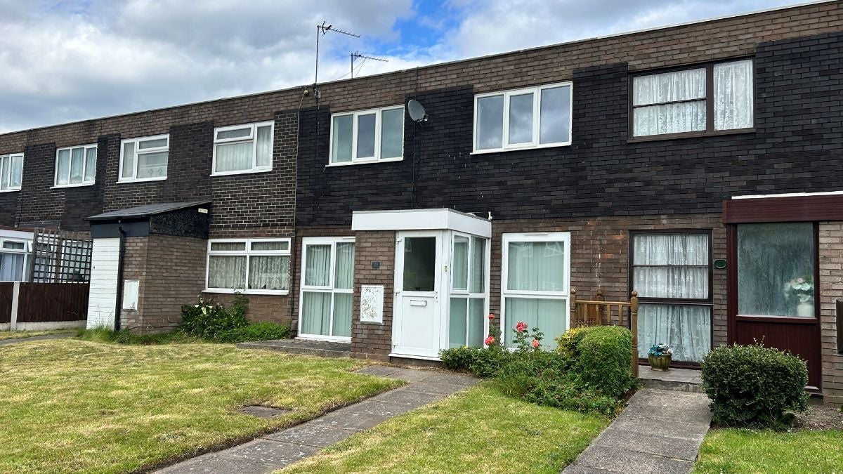 House Ridge Close in Darlaston