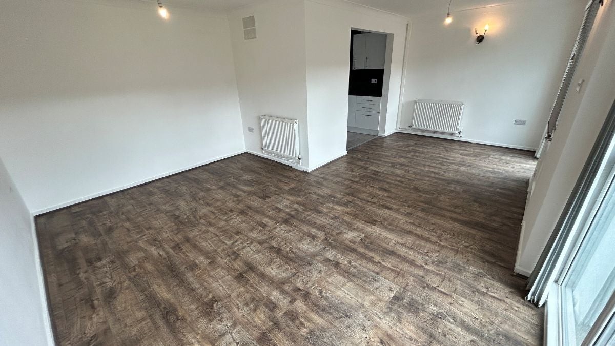 House Ridge Close in Darlaston