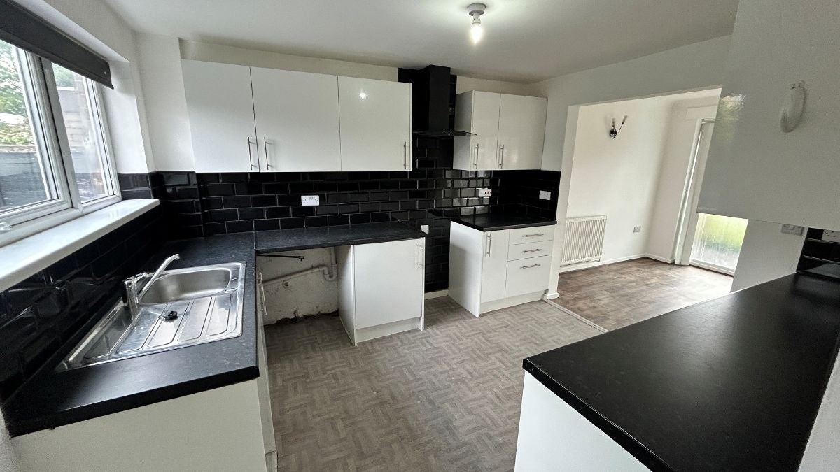 House Ridge Close in Darlaston