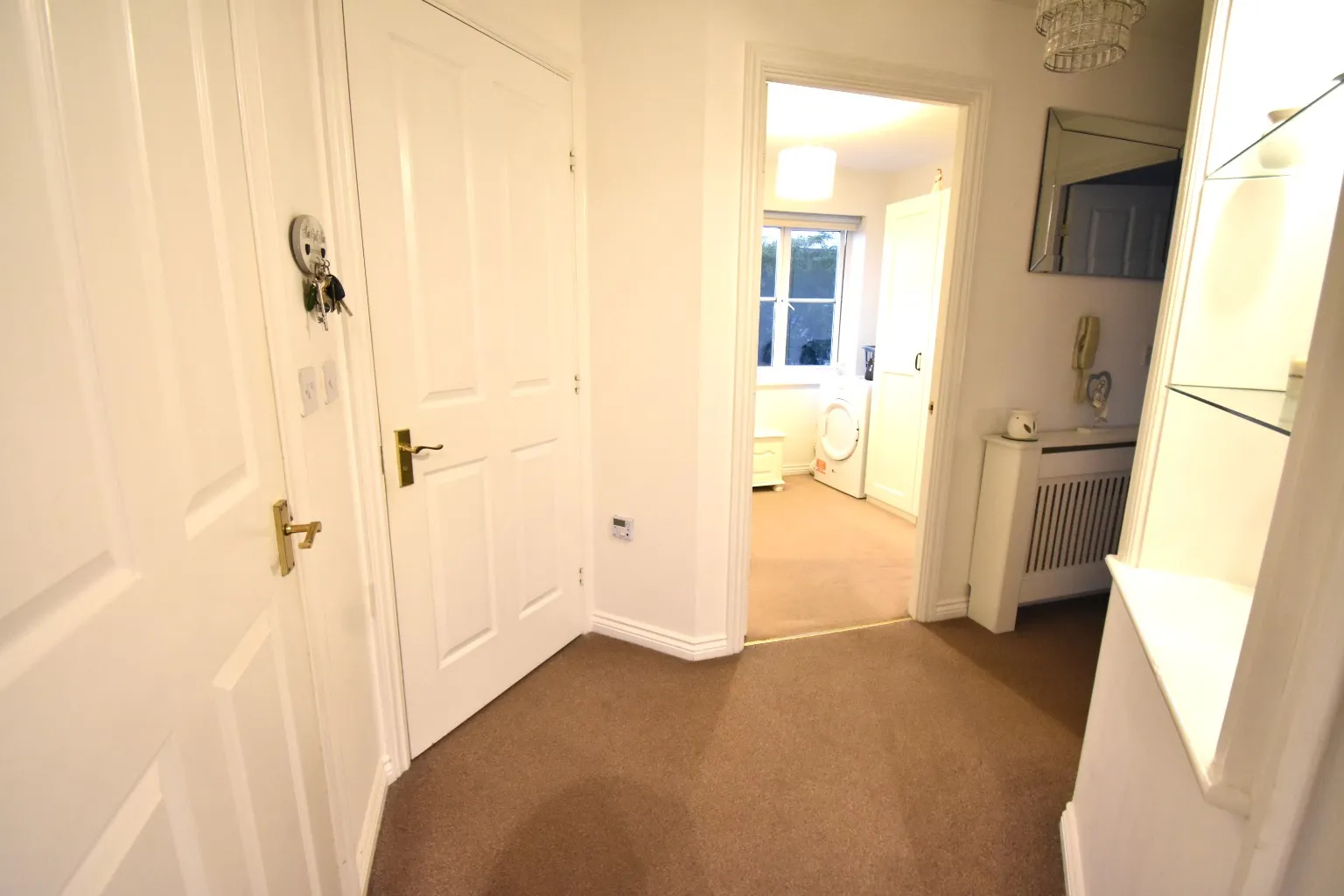 Flat Halcyon Close in Witham