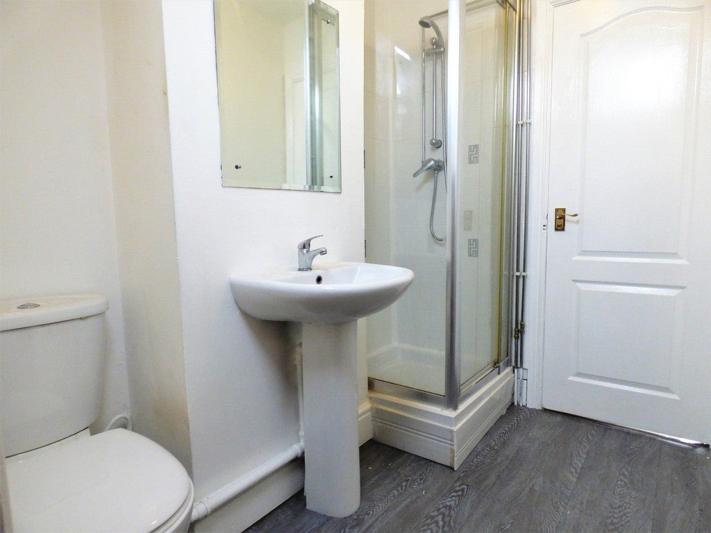 Flat Marsland Road in Trafford