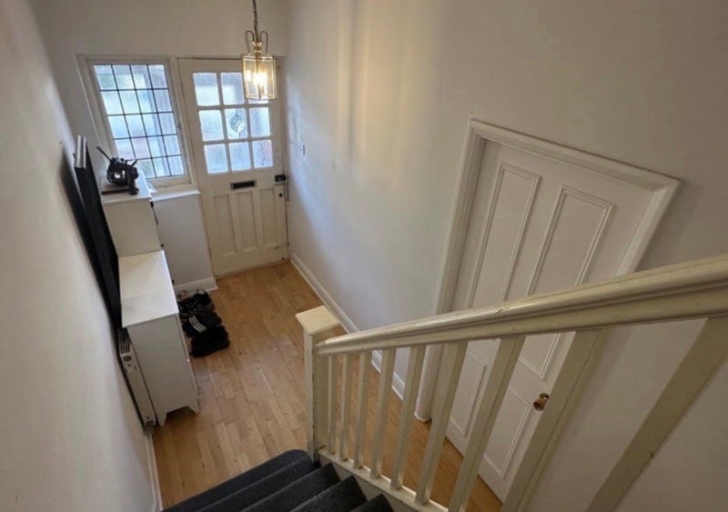 Room Princes Avenue in Greater London