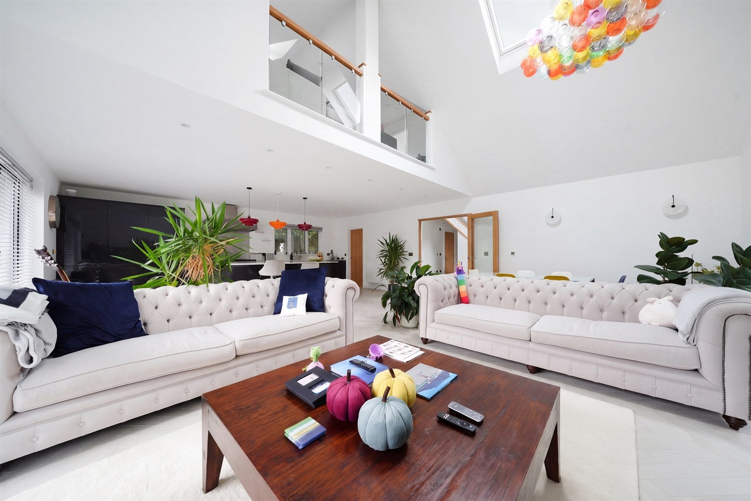 House Garden Wood Close in Horsham