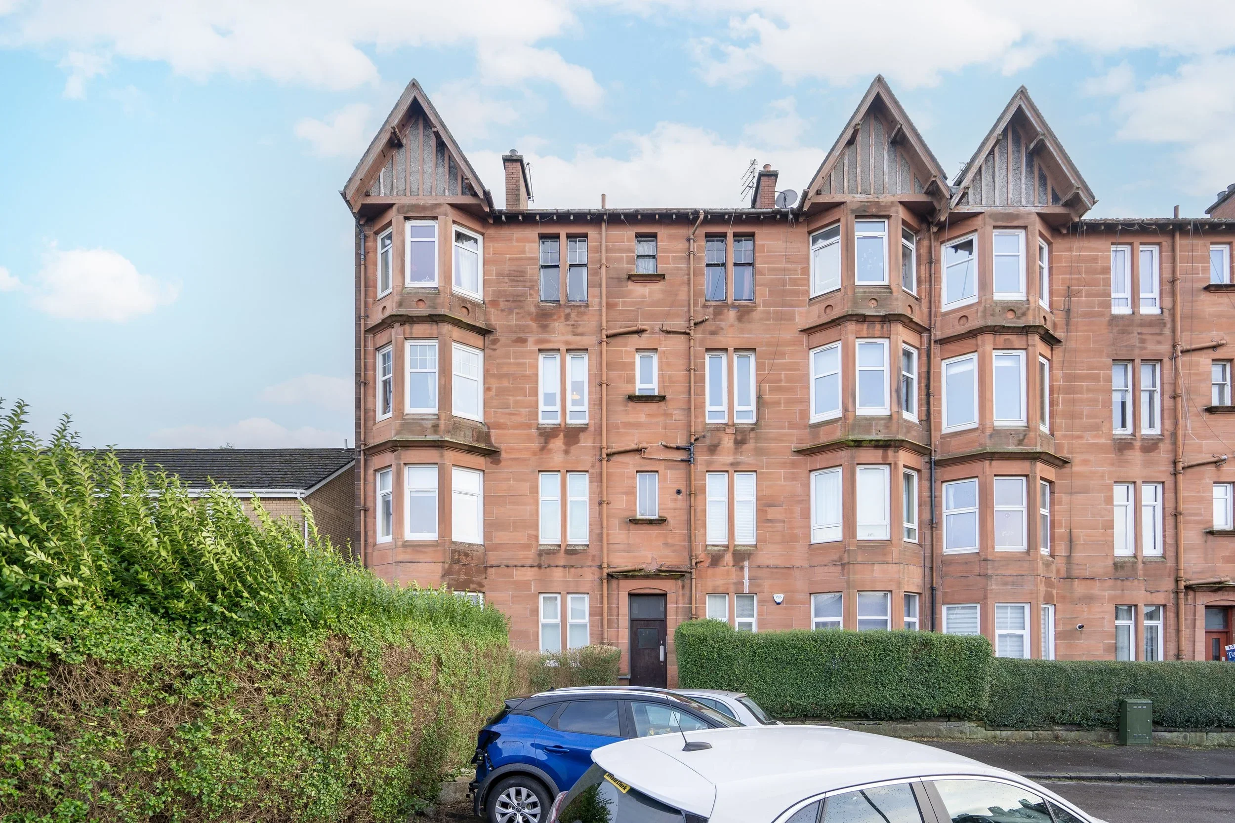 Flat Linden Place in Glasgow