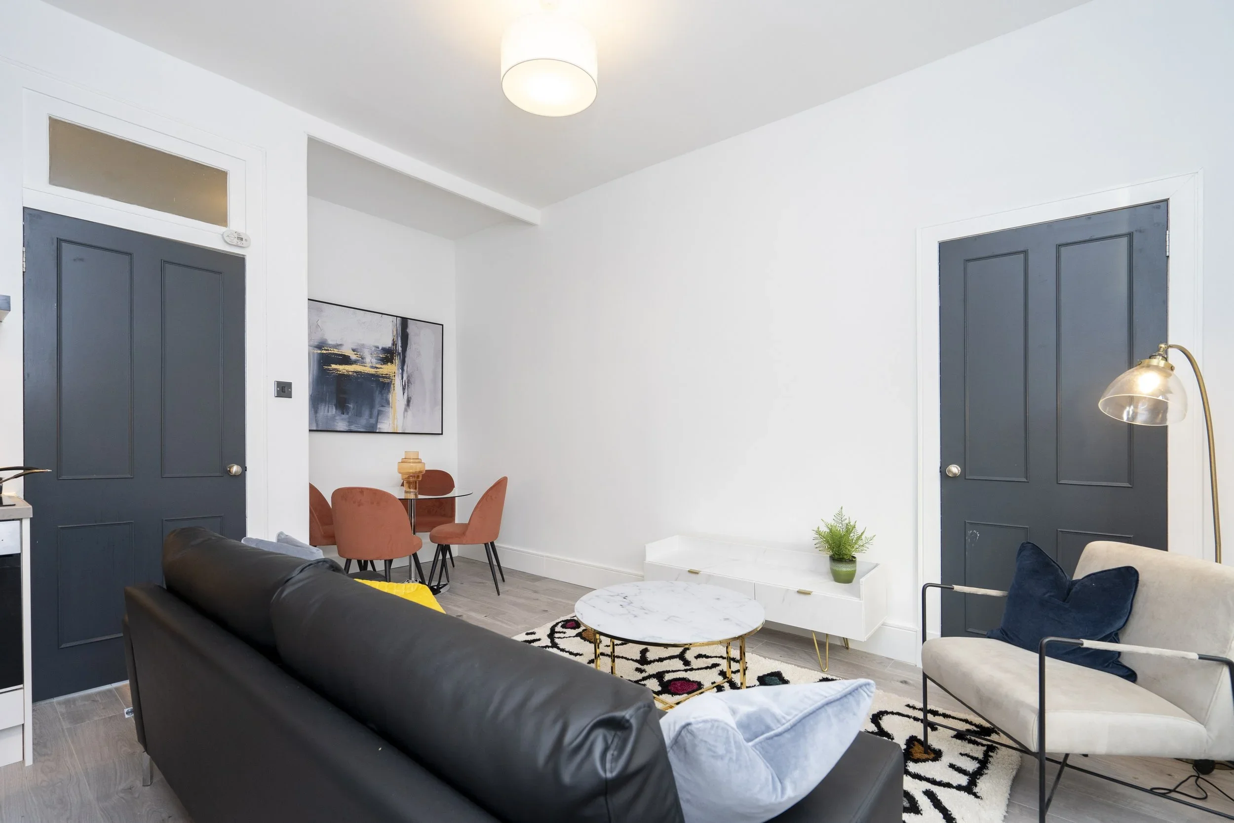 Flat Linden Place in Glasgow