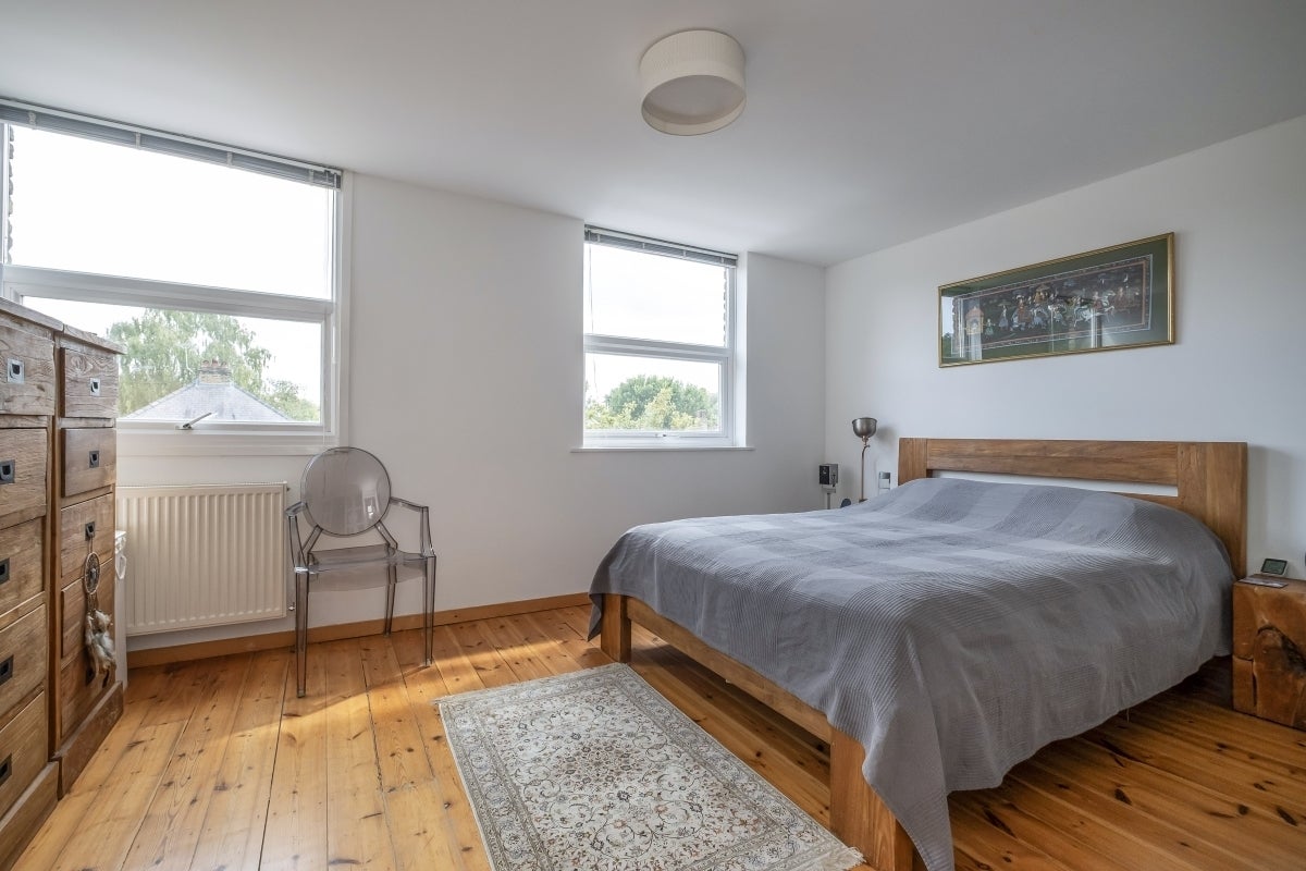 House Meadow Close in Greater London