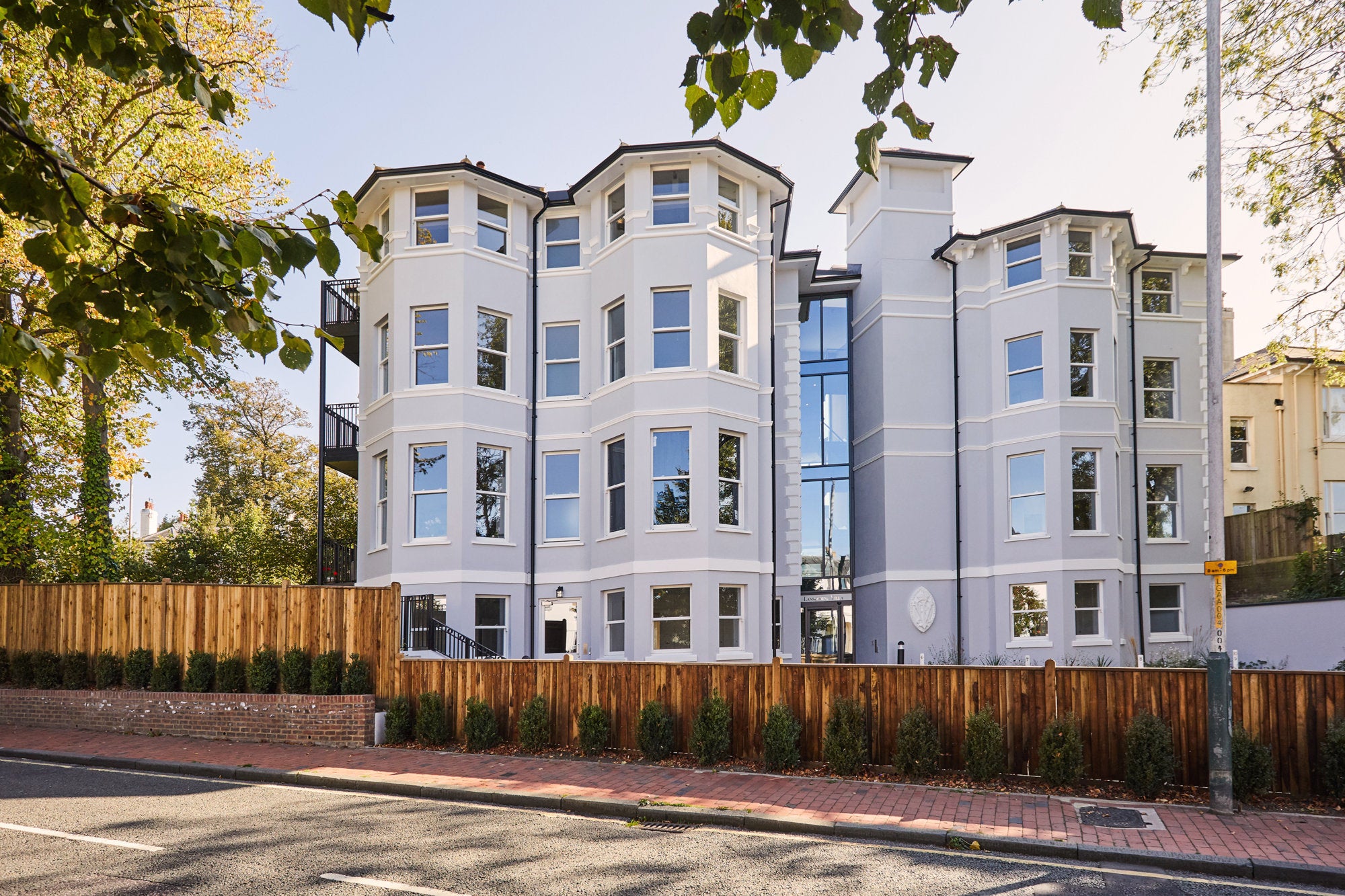Flat Lansdowne Road in Tunbridge Wells