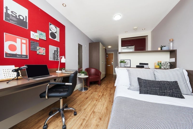 Flat Walworth Road in Greater London