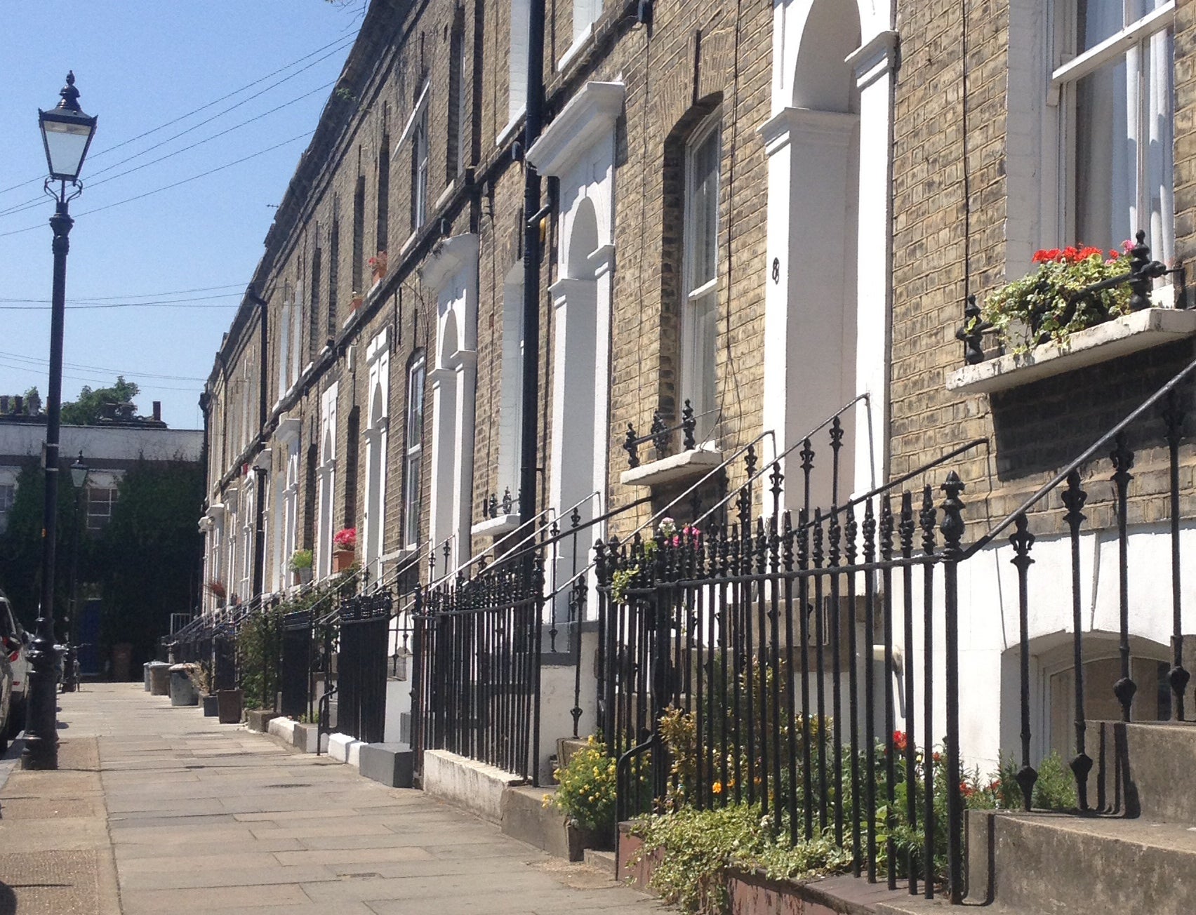 Flat Fielding Street in Greater London