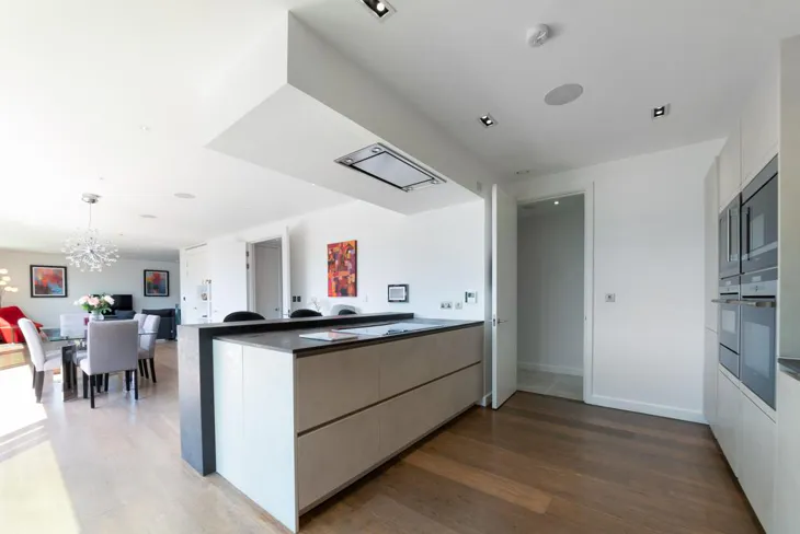 Flat Bridle Mews in Greater London