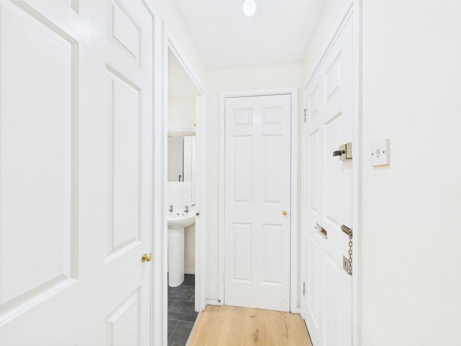 Flat Maunsell Park in Crawley