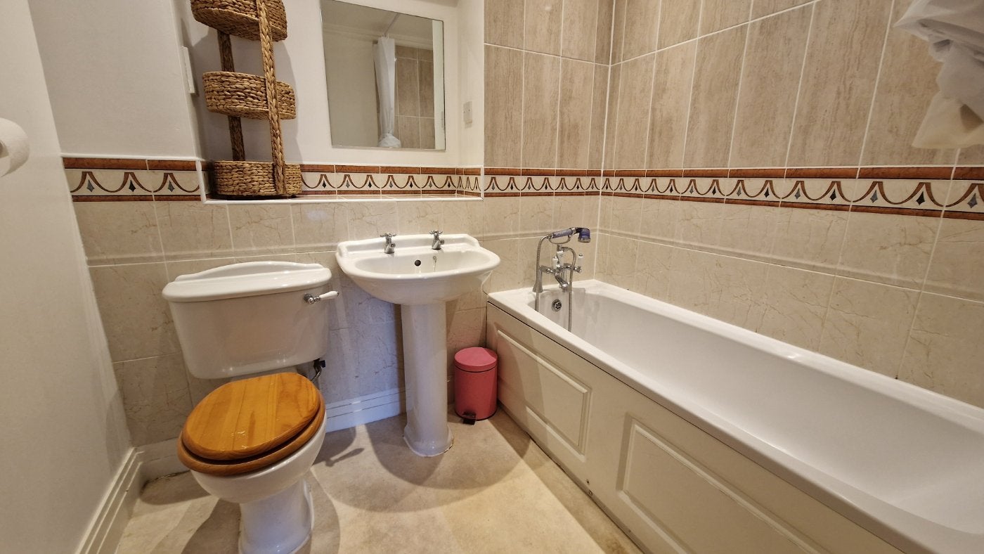 Flat Wilshaw Close in Greater London