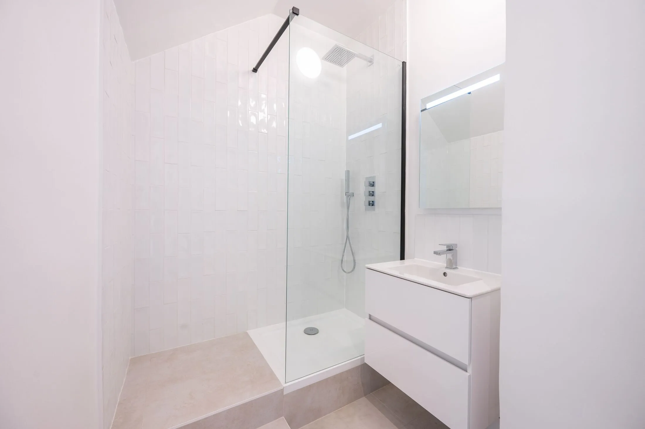 Flat Willesden Lane in Greater London