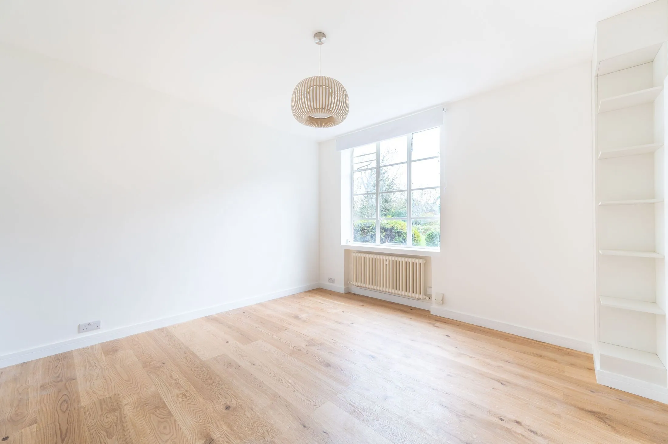 Flat Willesden Lane in Greater London