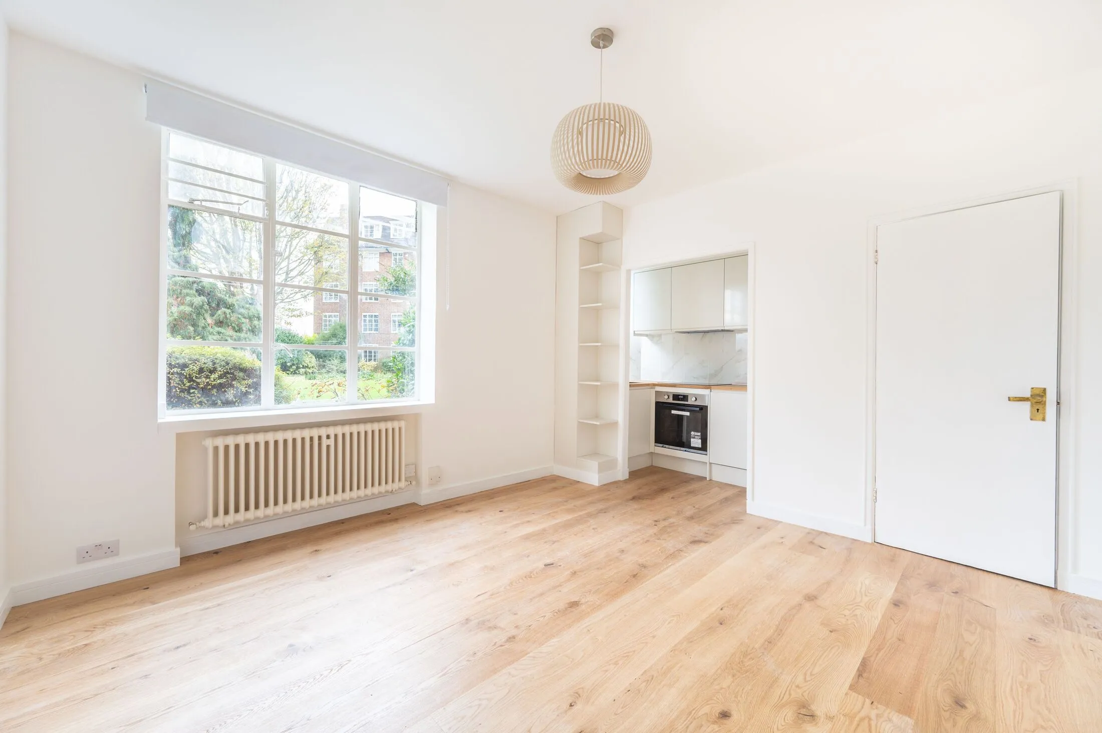 Flat Willesden Lane in Greater London