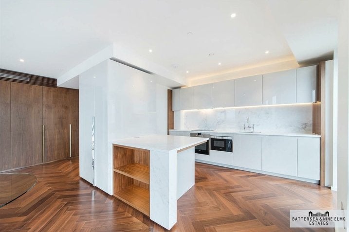 Flat New Union Square in Greater London