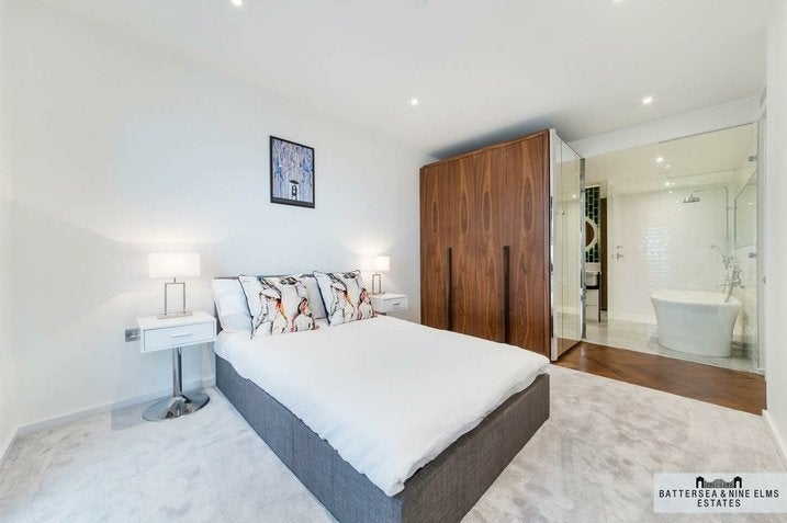 Flat New Union Square in Greater London