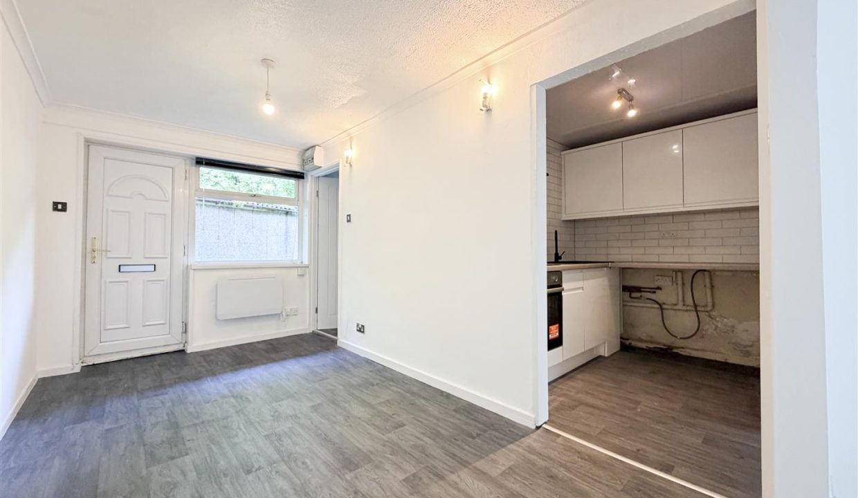Flat Webb Avenue in Sheffield