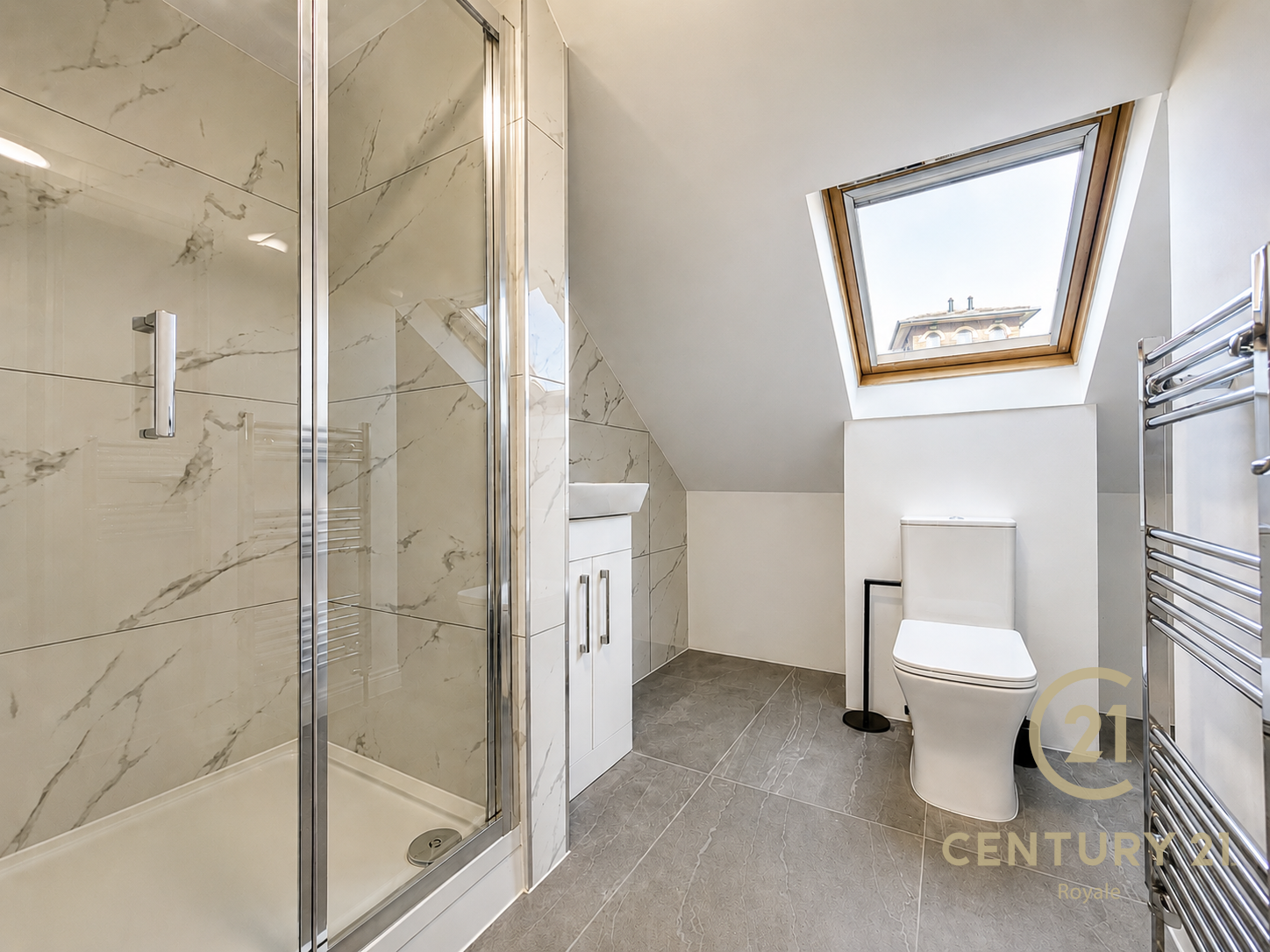 Room Surbiton Road in Greater London
