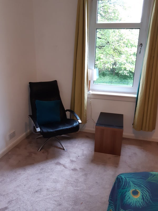 Room Loganlea Avenue in City of Edinburgh
