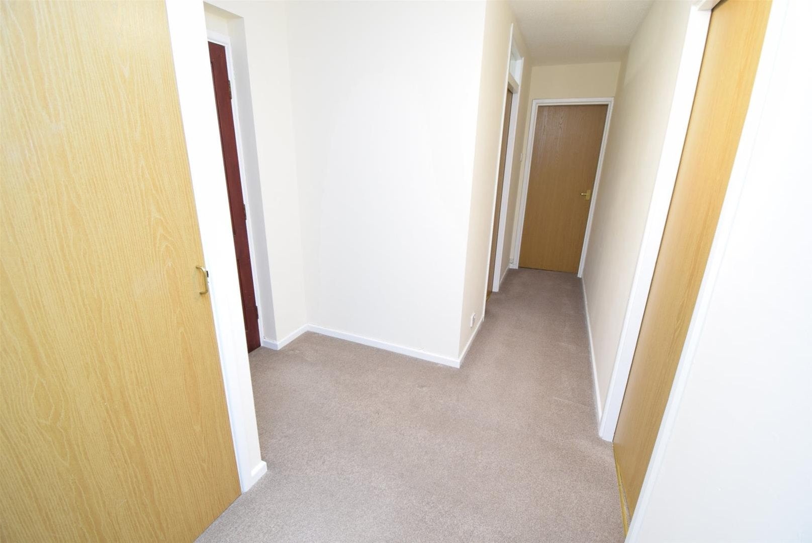 Flat Howden Way in Wakefield