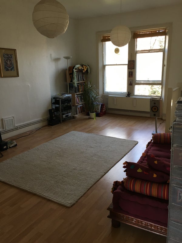 Room Holland Road in Greater London