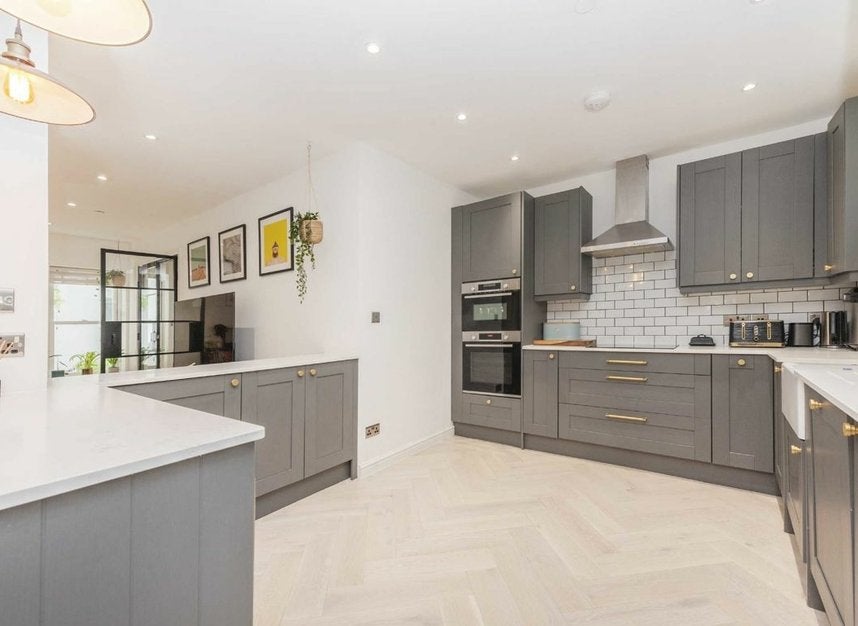 House Seely Road in Greater London